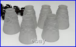 6 Tulipes Art Déco en verre pressé Degué pour lampe et lustre