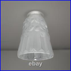 6 Tulipes Art Déco en verre pressé Degué pour lampe et lustre