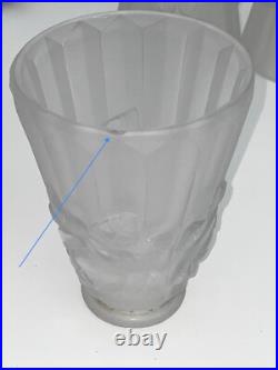 6 Tulipes Art Déco en verre pressé Degué pour lampe et lustre