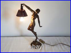 ANCIENNE LAMPE à Poser en BRONZE ou Laiton Décor FEMME NUE Style Art Déco