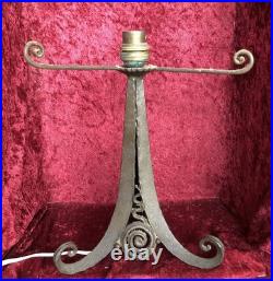 Ancien Pied de Lampe Tripode en Fer Forgé, Art déco