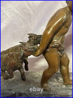 Ancienne Lampe Chérubin avec 2 chèvres Art Déco Régule sur base en marbre