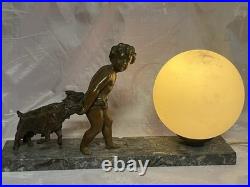 Ancienne Lampe Chérubin avec 2 chèvres Art Déco Régule sur base en marbre