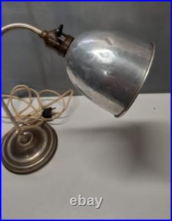 Ancienne Lampe d'atelier ou de bureau réglable début XXe Siècle Art déco