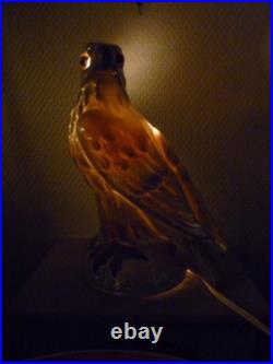 Ancienne Veilleuse En Porcelaine Aigle Rapace Lampe Art Deco