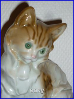 Ancienne Veilleuse En Porcelaine Allemande Chat Lampe Art Deco Signee 16,5 CM