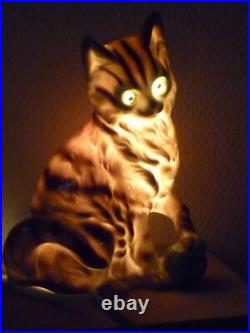 Ancienne Veilleuse En Porcelaine Chat Et Ballon Lampe Art Deco Signee 18 CM