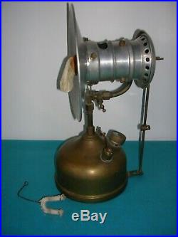 Ancienne lampe à pression UNIC n° 9, essence, pétrole, années 1930/1950
