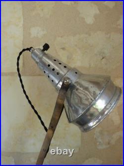 Ancienne lampe à réflecteur miroirs, NIAM Art Déco. Epoque GRAS, JIELDE, atelier