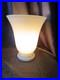 Ancienne_lampe_art_deco_en_opaline_blanche_style_MAZDA_vers_1930_1940_fonctionne_01_bcoq