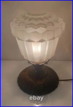 Ancienne lampe de table art deco verre opaline skyscraper gratte ciel 1930 light