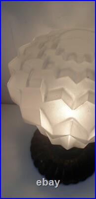 Ancienne lampe de table art deco verre opaline skyscraper gratte ciel 1930 light