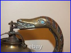 + Ancienne lampe serpent Cobra en bronze argenté et cuivré Dinanderie +