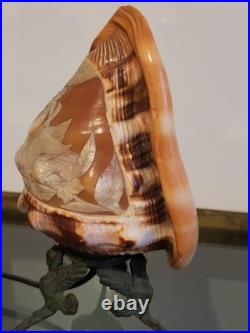 Ancienne lampe veilleuse en coquillage