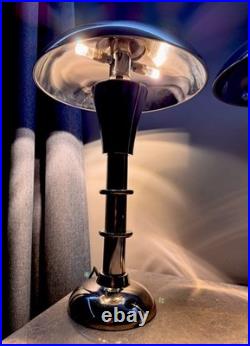 Ancienne paire de grandes lampes de table industrielles style art déco âge