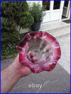 Ancienne tulipe lampe à pétrole en verre couleur rouge rubis dégradé dentelle