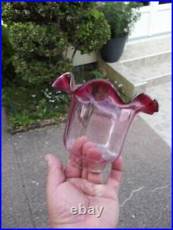 Ancienne tulipe lampe à pétrole en verre couleur rouge rubis dégradé dentelle