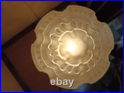 Art Deco Lampe a poser de table globe obus oblong pied forge motif aux feuilles
