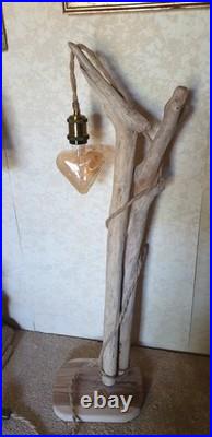 Art déco lampe bois flotté