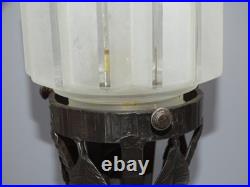 -BELLE LAMPE SKYSCRAPER ART DECO PIED FER Forgé VERRE BUILDING OPAQUE D