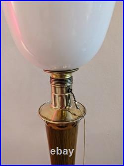 Belle lampe art déco MAZDA COULEUR TECK avec tulipe en opaline et en TRÈS bon ét
