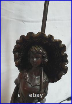 Belle lampe style art déco sculpture / statuette de femme élégante en zamak 58CM