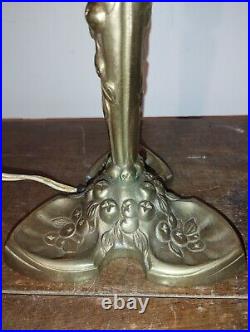 Ce pied de lampe est rarissime biensur par M. PUEL DETOT Bronze