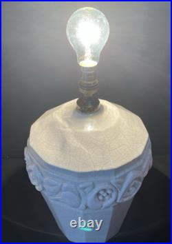 Craquelé Art Déco Imposant Pied De Lampe En Céramique A Décor De Fleurs Stylisé