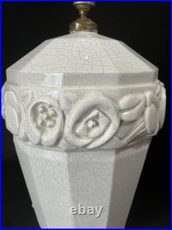 Craquelé Art Déco Imposant Pied De Lampe En Céramique A Décor De Fleurs Stylisé