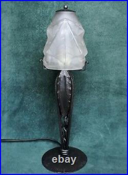 DEGUÉ Lampe art déco fer forgé tulipe pâte de verre pressé 1930 ancien