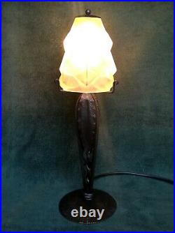 DEGUÉ Lampe art déco fer forgé tulipe pâte de verre pressé 1930 ancien