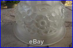 DômeTulipe Globe pate de verre pressé décor floral lampe lustre Art déco Noverdy