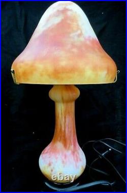 GILLET. Lampe champignon en PATE de VERRE Art déco XX°