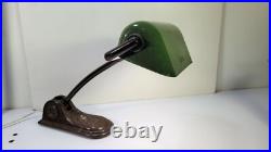 G. Main ed Niam Lampe de bureau moderniste Lampe de notaire banquier Art déco