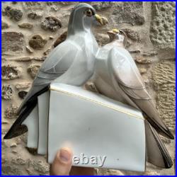 Giraud Limoges Lampe Porcelaine Couple de Pigeon Art Deco Oiseau Sculpture