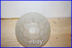 Globe à facettes en verre dépoli pour lampe Genet et Michon art déco années 30
