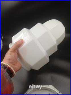 Grand Globe Lampe Plafonnier Art Déco Skyscraper Opaline Verre Blanc Années 1930