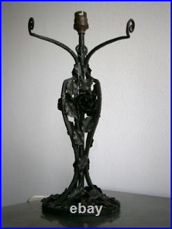 Grand Pied de lampe Art Déco Roses Fer forgé 1930 H. Chaine Luminaire Ancien