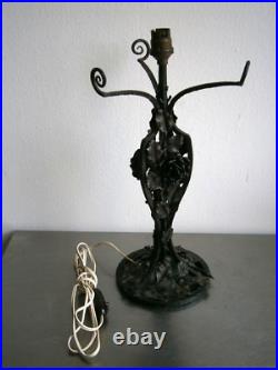 Grand Pied de lampe Art Déco Roses Fer forgé 1930 H. Chaine Luminaire Ancien