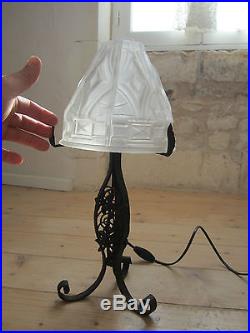 Jolie Lampe Art Deco Champignon Fer Forge Et Verre 46 Cms De Haut Dans Son Jus