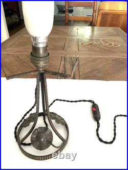 Jolie lampe ART DECO fer forgé