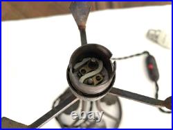 Jolie lampe ART DECO fer forgé