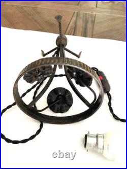 Jolie lampe ART DECO fer forgé