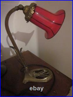 LAMPE ART DECO BRONZE FEUILLE ACANTHE TULIPE POWOLNY Michael / LOETZ