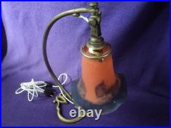 LAMPE ART NOUVEAU / DECO TULIPE MULLER PATE DE VERRE era DAUM PIED BRONZE