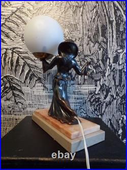 LAMPE Femme au ballon-régule-1930-50-art déco