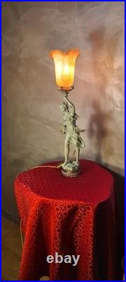 Lampe 1900 laiton avec tulipe pate de verre signée tief, 56x15