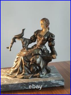 Lampe ART DECO Femme a L'oiseau en Régule sur Marbre Gris Veilleuse 1920/30