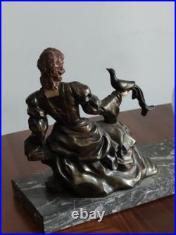 Lampe ART DECO Femme a L'oiseau en Régule sur Marbre Gris Veilleuse 1920/30
