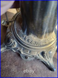 Lampe À Pétrole Art Nouveau Signée Guillemin